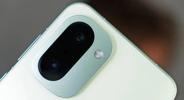 9000 mAh w smartfonie. Powerbanka wyrzucisz do kosza