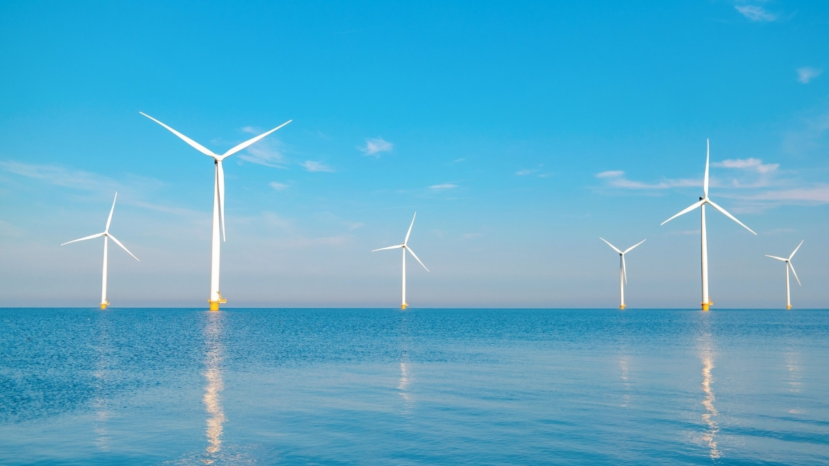 Bałtyckie wiatraki mogą przeciążyć sieć. Oto plan ratunku