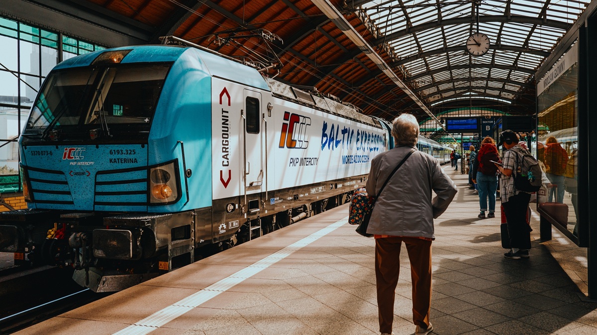PKP Intercity pokazuje niemieckie używane wagony. Aż chce się wsiadać