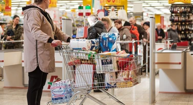 W 2025 r. nawet wyjście ze sklepu było problemem. Nie łudź się, że będzie inaczej