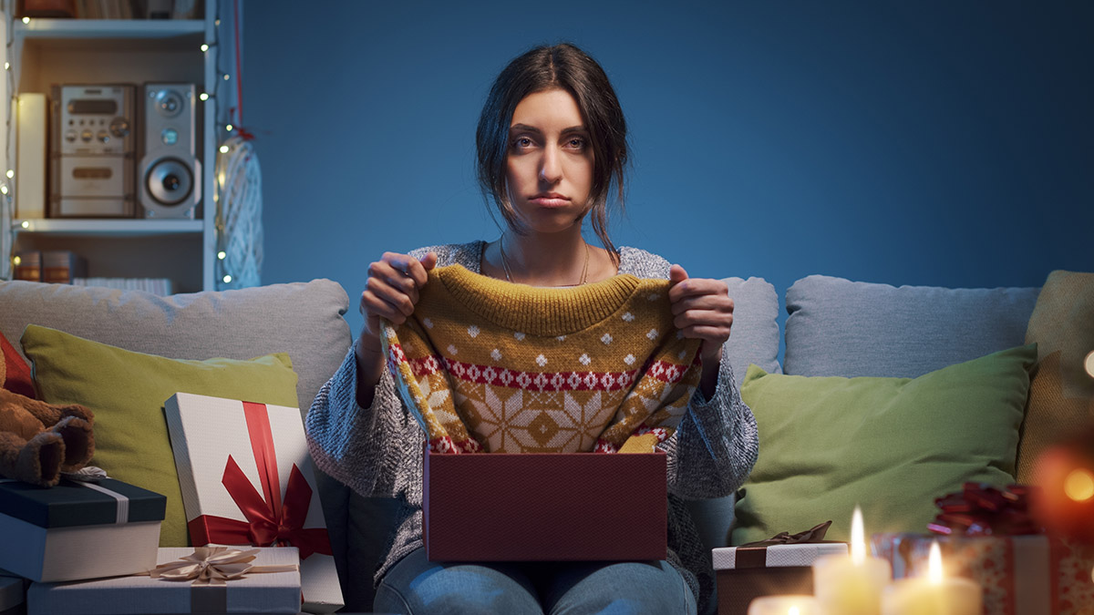 Świąteczne rozczarowanie w liczbach. Co robimy z nietrafionymi prezentami?