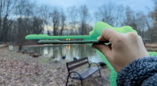 Motorola Edge 70 - recenzja. Świat robi cegły, oni zrobili telefon