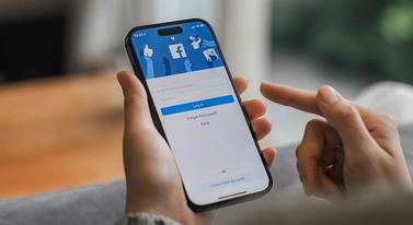 Unia dociska Facebooka. "Przestańcie śledzić użytkowników"