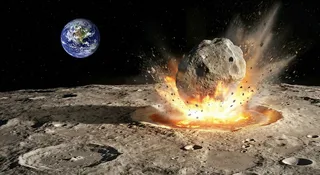 Całkiem spory kawałek kosmicznej skały pędzi w stronę naszego Księżyca, niosąc ze sobą energię porównywalną z wybuchem średniej wielkości ładunku termojądrowego. Dla naukowców to okazja stulecia, dla operatorów satelitów zapowiedź chaosu.