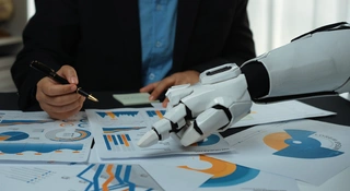 Zdaniem eksperta AI nie zwiększa produktywności