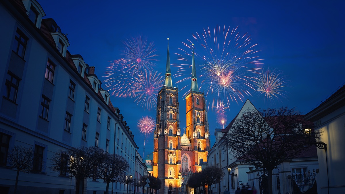 Polskie miasto rezygnuje z fajerwerków. Tej siły nie zatrzymacie