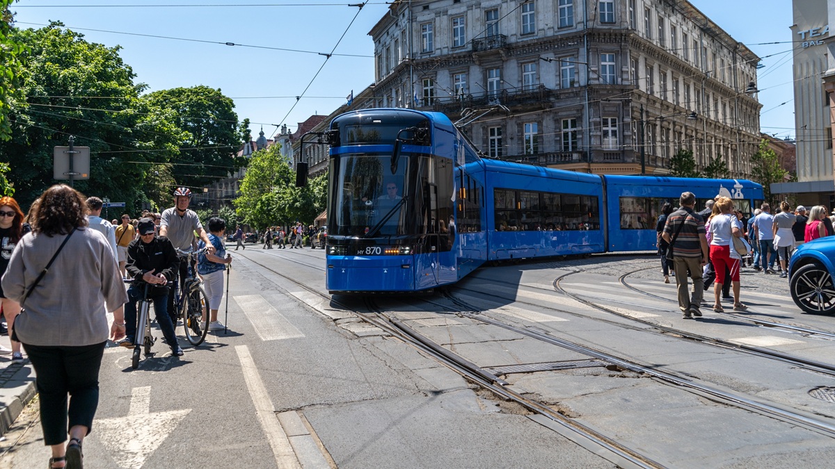 Cisza albo mandat. Kraków chce wychować pasażerów komunikacji miejskiej