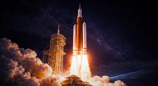 Rakieta za miliardy, napęd z lat 80. NASA znów ryzykuje