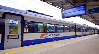 Nowe przystanki PKP Intercity są dziwne. Wysiądziesz, ale nie wsiądziesz