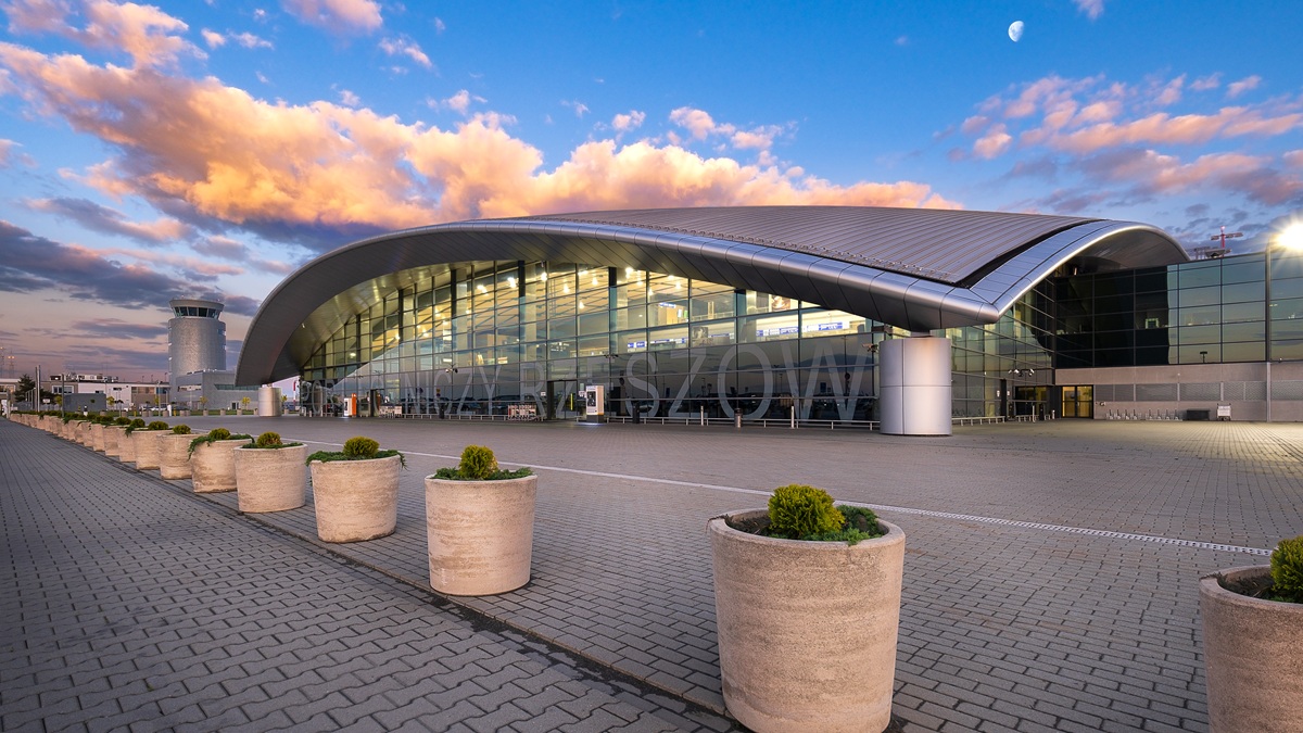 Polskie lotnisko kupuje wyczekiwany sprzęt. Teraz to będzie można latać