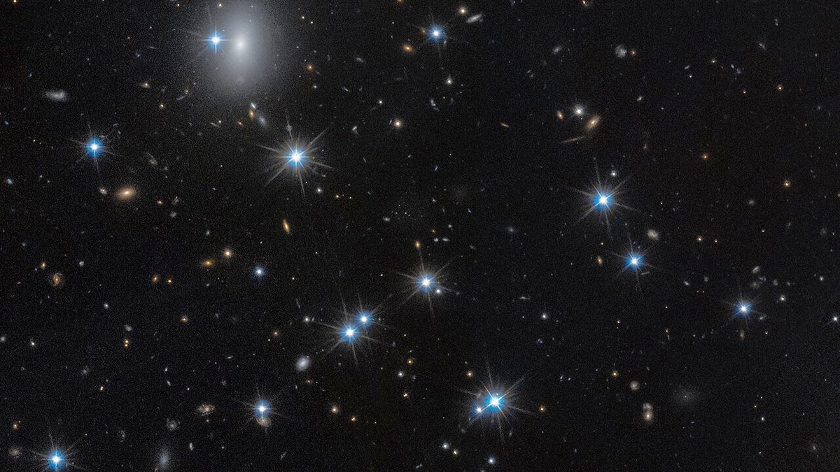 W kosmosie czai się widmo. Galaktyka tak ciemna, iż ledwo ją wykryto