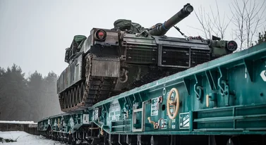 Jak przewieźć Abramsy koleją? Genialny wynalazek inżynierów z Poznania