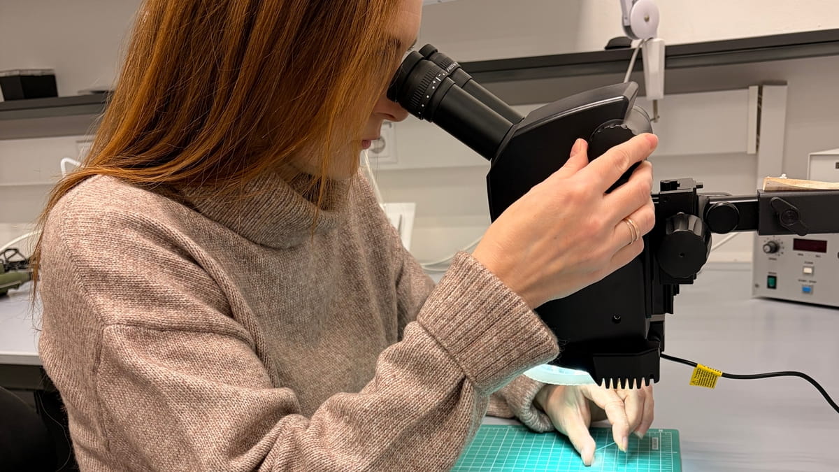 Przełomowy materiał dla szpitali. „Klamka sama się dezynfekuje”