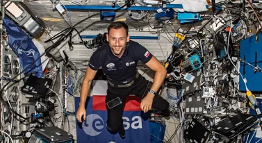 Polacy zrobili to w kosmosie jako pierwsi. "Cyberpunk na orbicie"