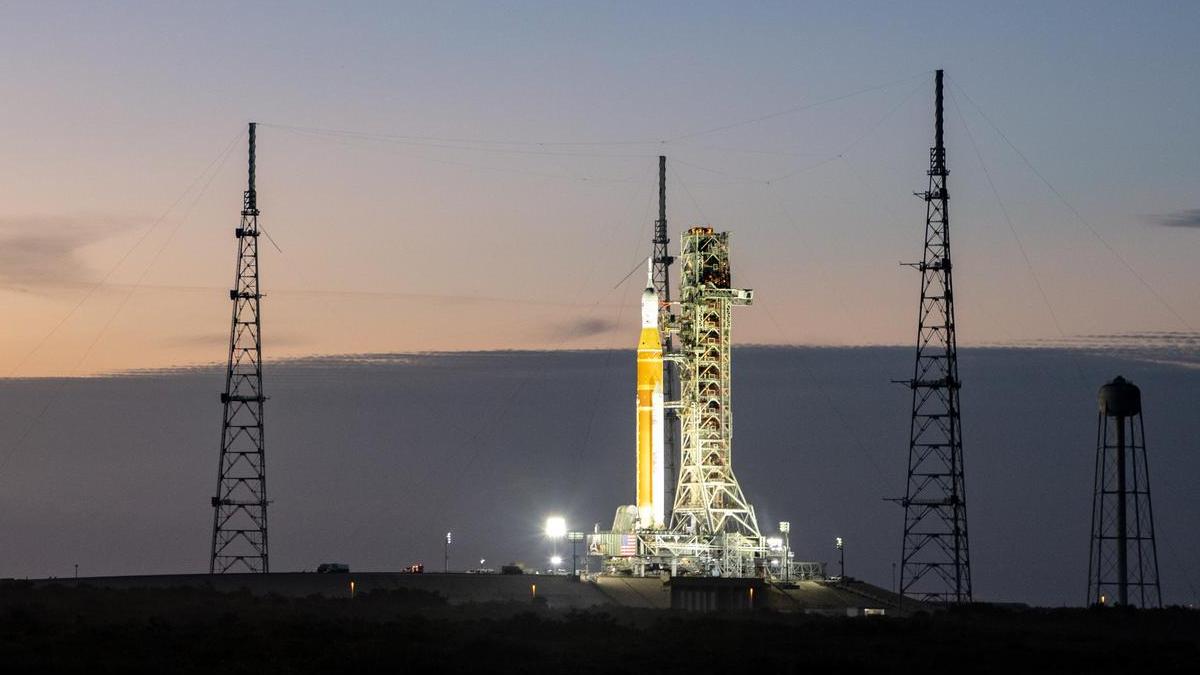 Powrót ludzi na Księżyc musi poczekać. Wszystko przez kapryśny wodór