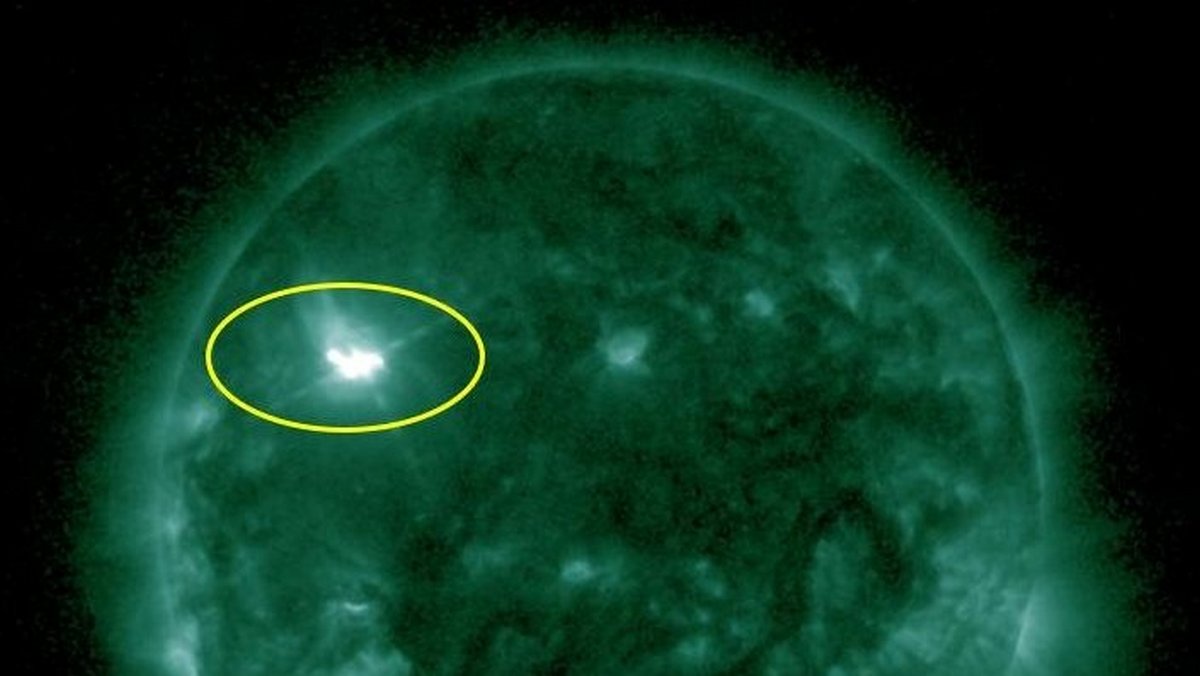 Wybuchy na słońcu tylko rosną. Strefa eksplozji obraca się ku Ziemi