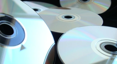 Kupujemy coraz więcej filmów na płytach. "Ludzie mają dość streamingu"