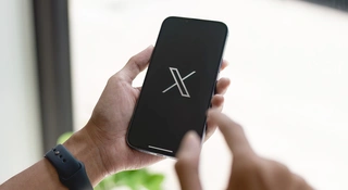 Francja uderza w X Elona Muska