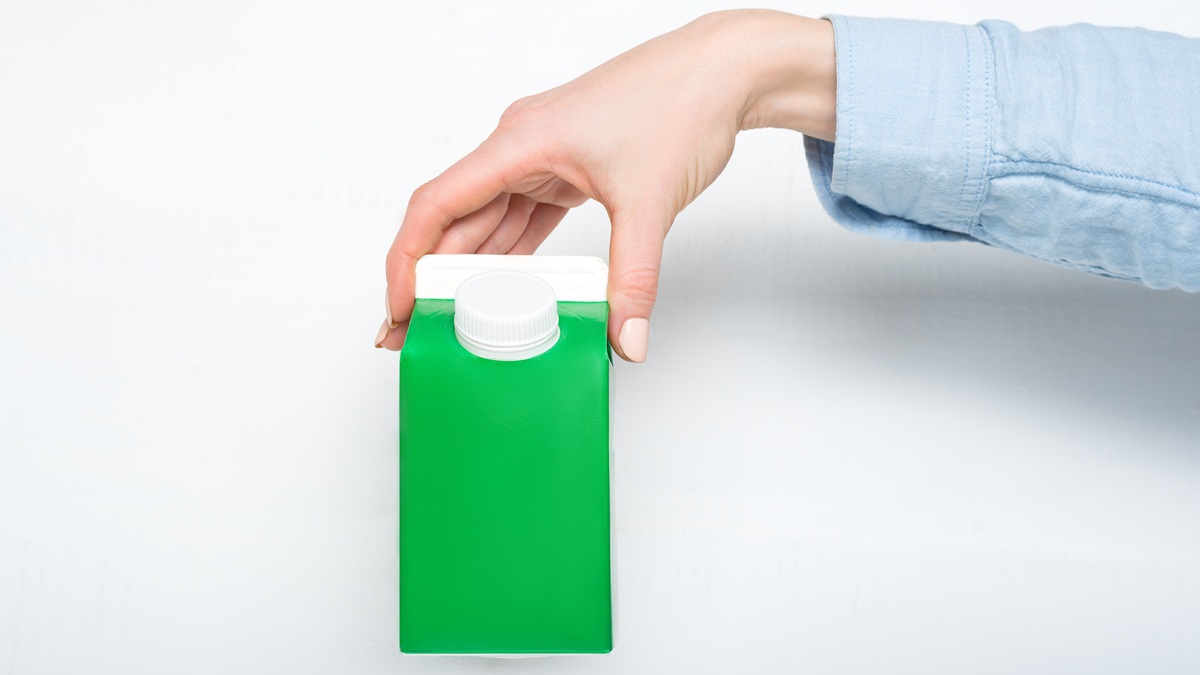 Uciekli przed systemem kaucyjnym w kartony. Rząd szykuje odwet