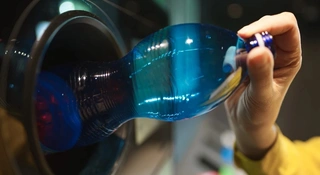 Rossmann omija system kaucyjny. Klienci zobaczą to na półkach