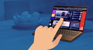 Będziesz dotykać ekran MacBooka. Szykuj ściereczkę na odciski