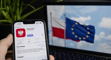 Nad mObywatelem zawisły czarne chmury. Jest komentarz ministerstwa