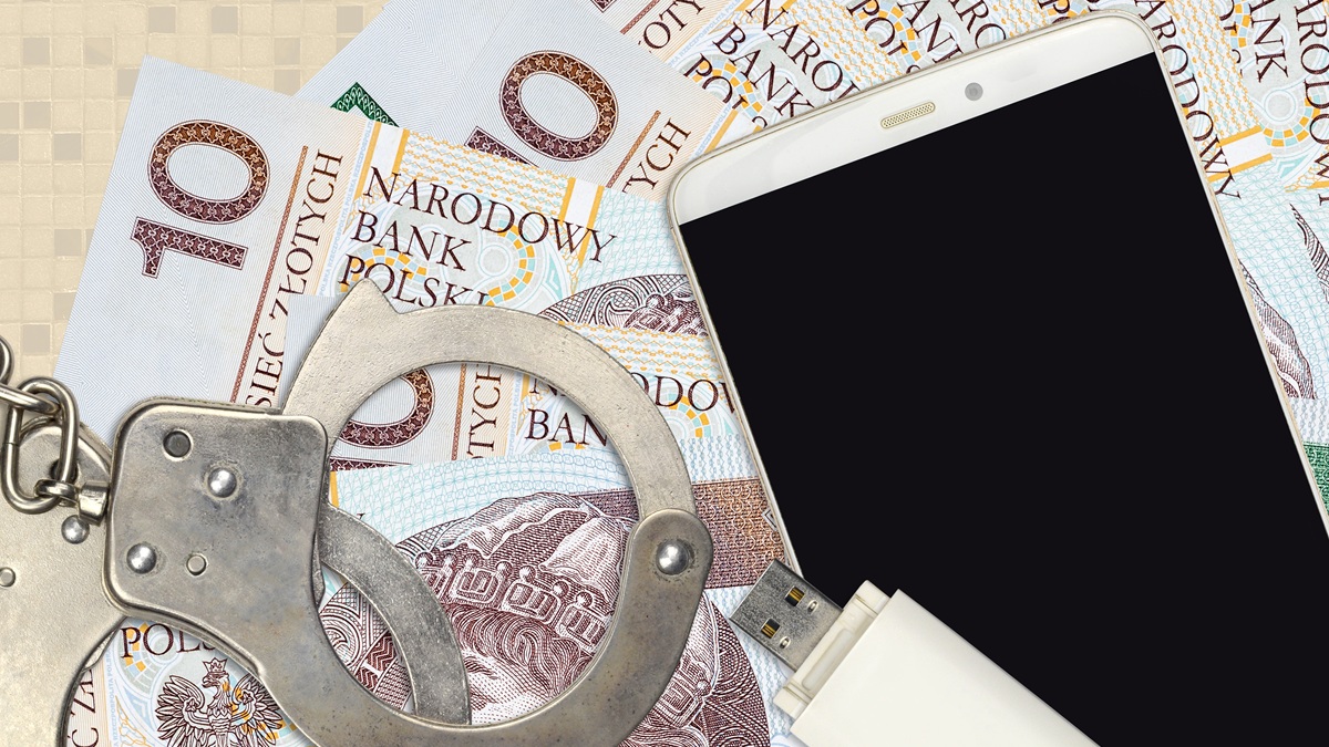 Zrobili z Facebooka maszynkę do kradzieży pieniędzy. Ofiarą mógł paść każdy