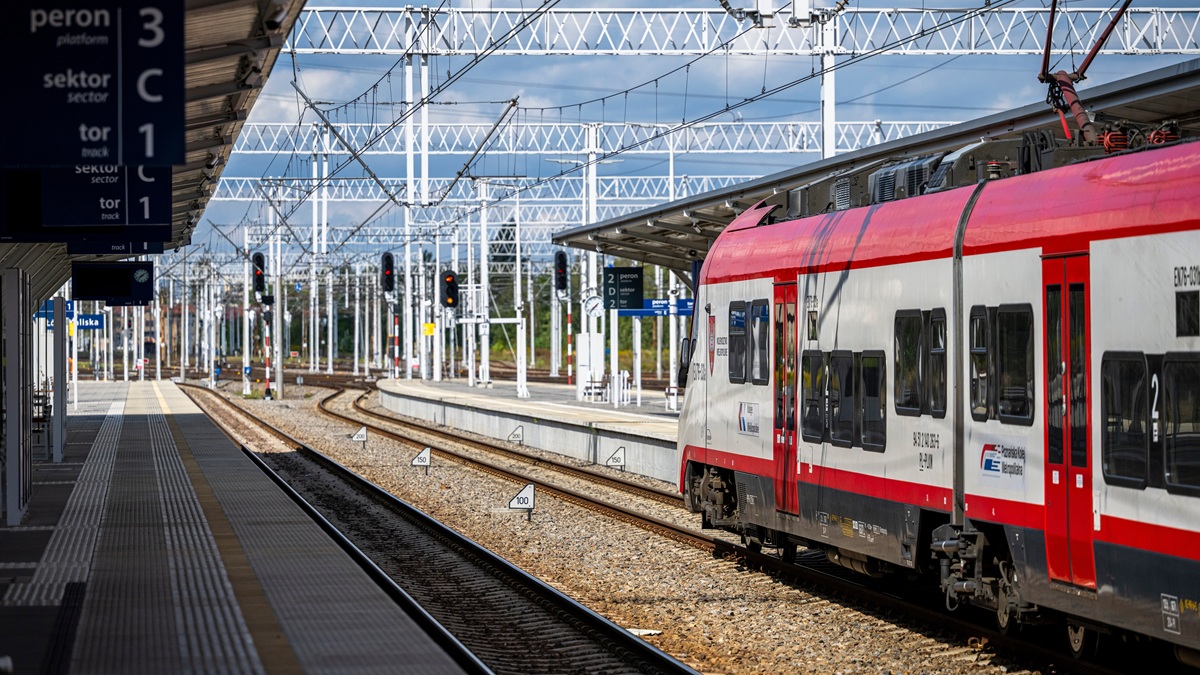 Duży problem z Portalem Pasażera. Wybiera pociągi jak kulki w Lotto