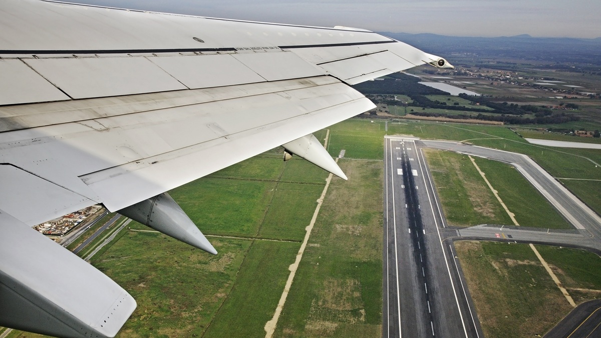 Lotnisko obiecało ciszę nocną. Mieszkańcy: „To ściema”