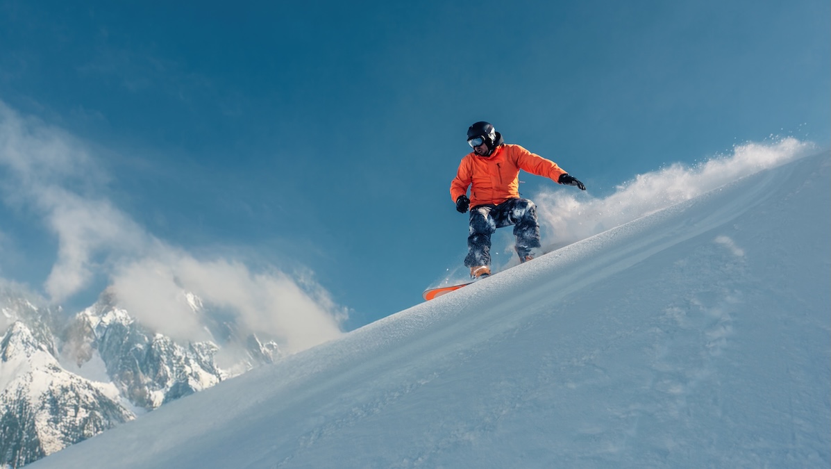 Jadę na snowboard. Jak wykupić ubezpieczenie turystyczne?