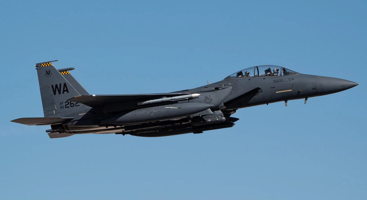 Image for Fatalna pomyłka Amerykanów. Stracili dwa potężne myśliwce