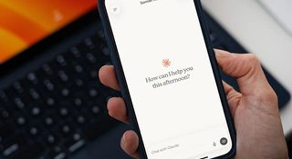 Claude podwaja limity. Darmowi użytkownicy też skorzystają