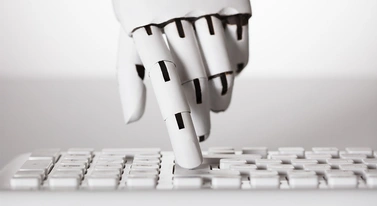 Serwis miał wrócić w wielkim stylu. Zabił go bezprecedensowy najazd botów