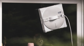 Tego robota potrzebował mój dom. Przyszedł z własną pralką