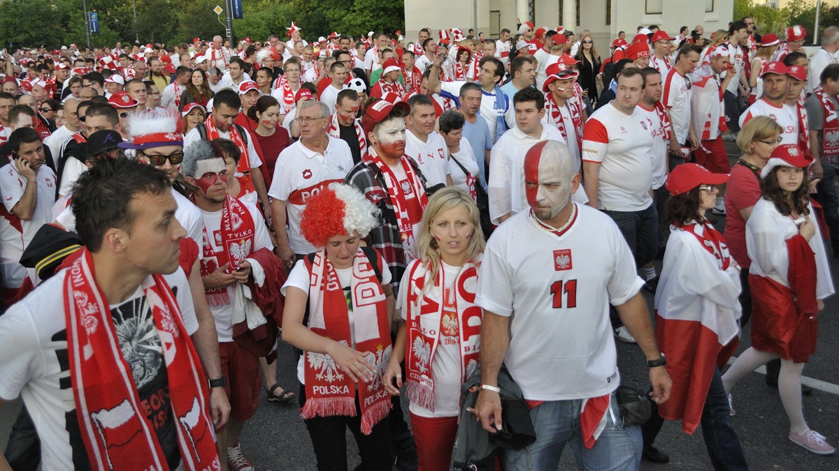 Promocja w Intercity uderza w czuły punkt kibiców. Boli i cieszy jednocześnie