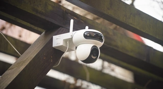 Ta kamera zastąpi kilka kamer. Zainstalujesz ją w kilka minut