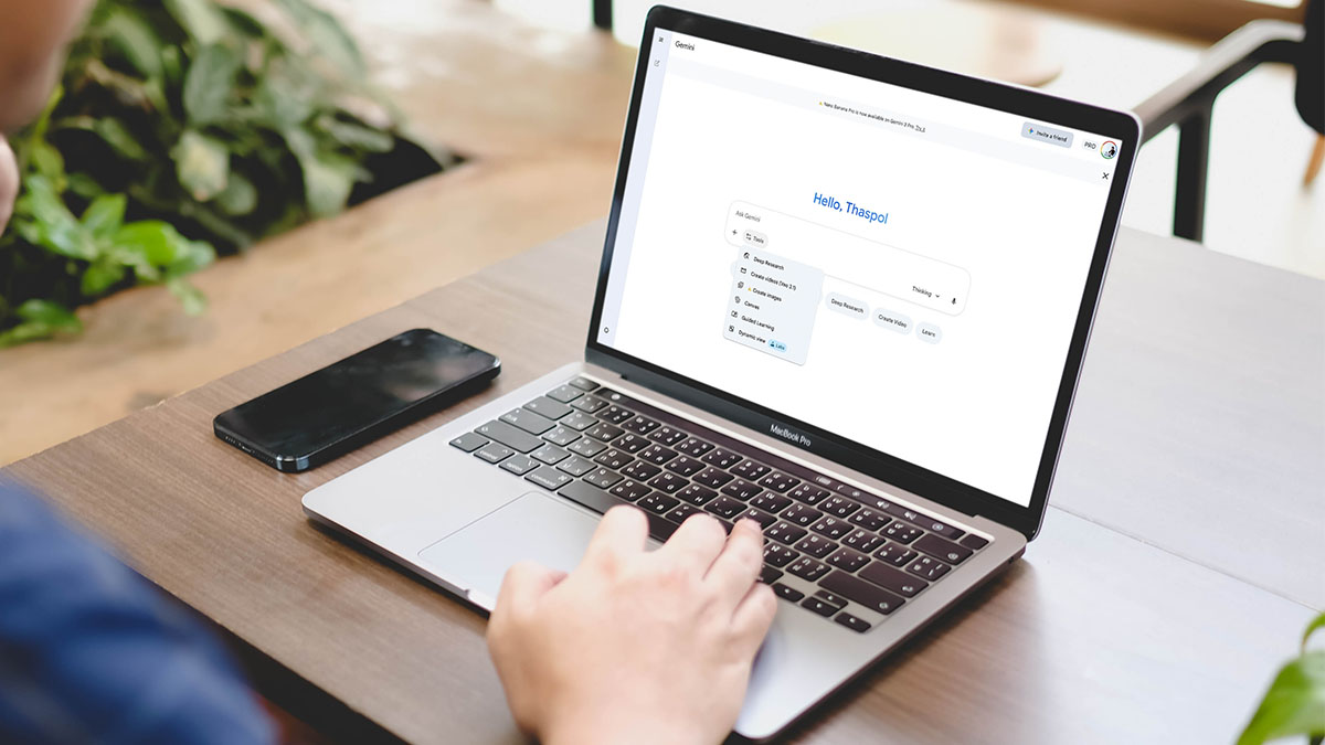 Google nie czeka na Apple'a. Gemini trafi na Maki szybciej niż nowa Siri