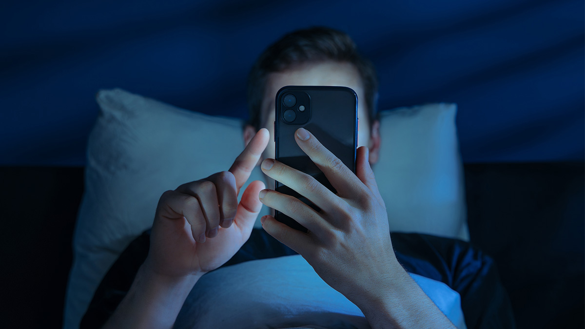 Rozmawiał z AI tygodniami. Rodzina twierdzi, iż chatbot doprowadził do tragedii