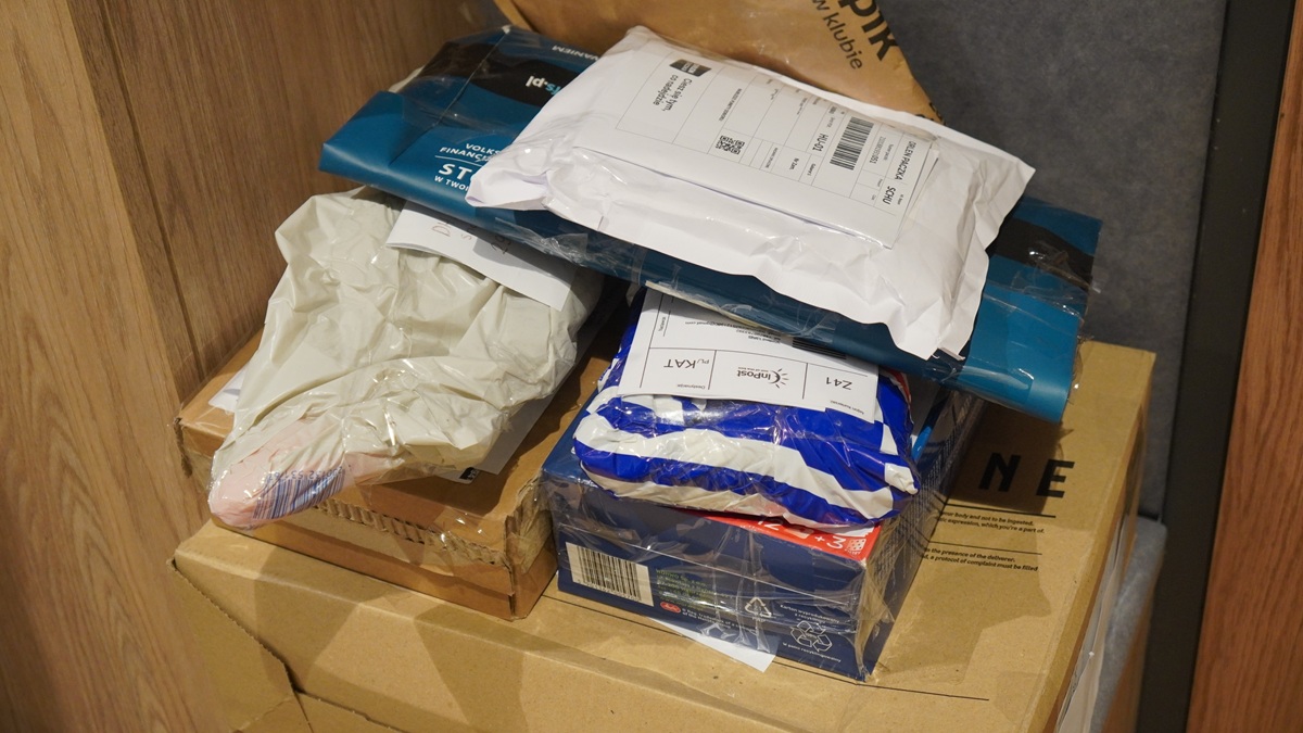 Automaty paczkowe zalały Polskę. Ten nałóg wymknął się spod kontroli