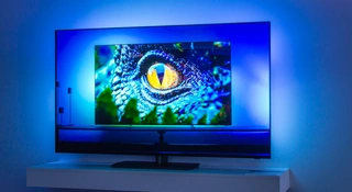 Telewizory OLED Ambilight. Dolby Vision 2 Max, 4500 nitów i wielka zmiana, która podzieli fanów