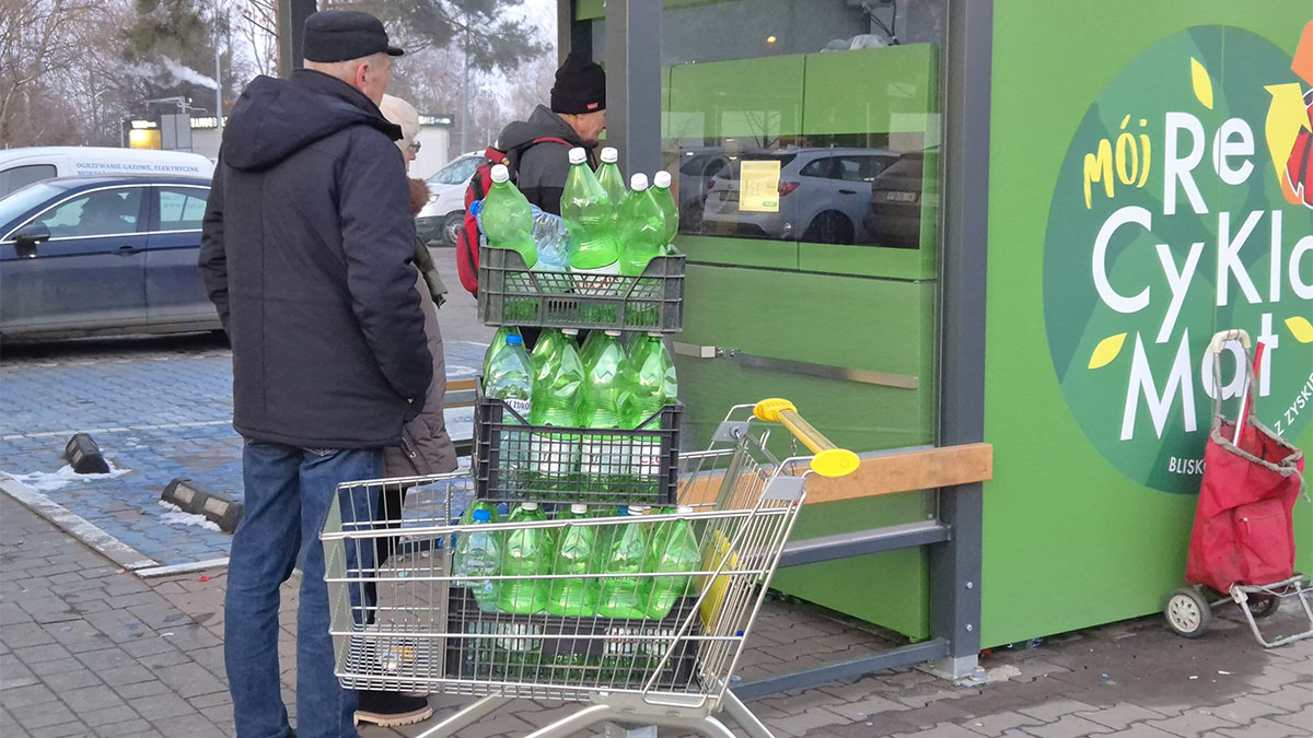 Polacy powiedzieli, co myślą o systemie kaucyjnym. „Przymusowa tresura”