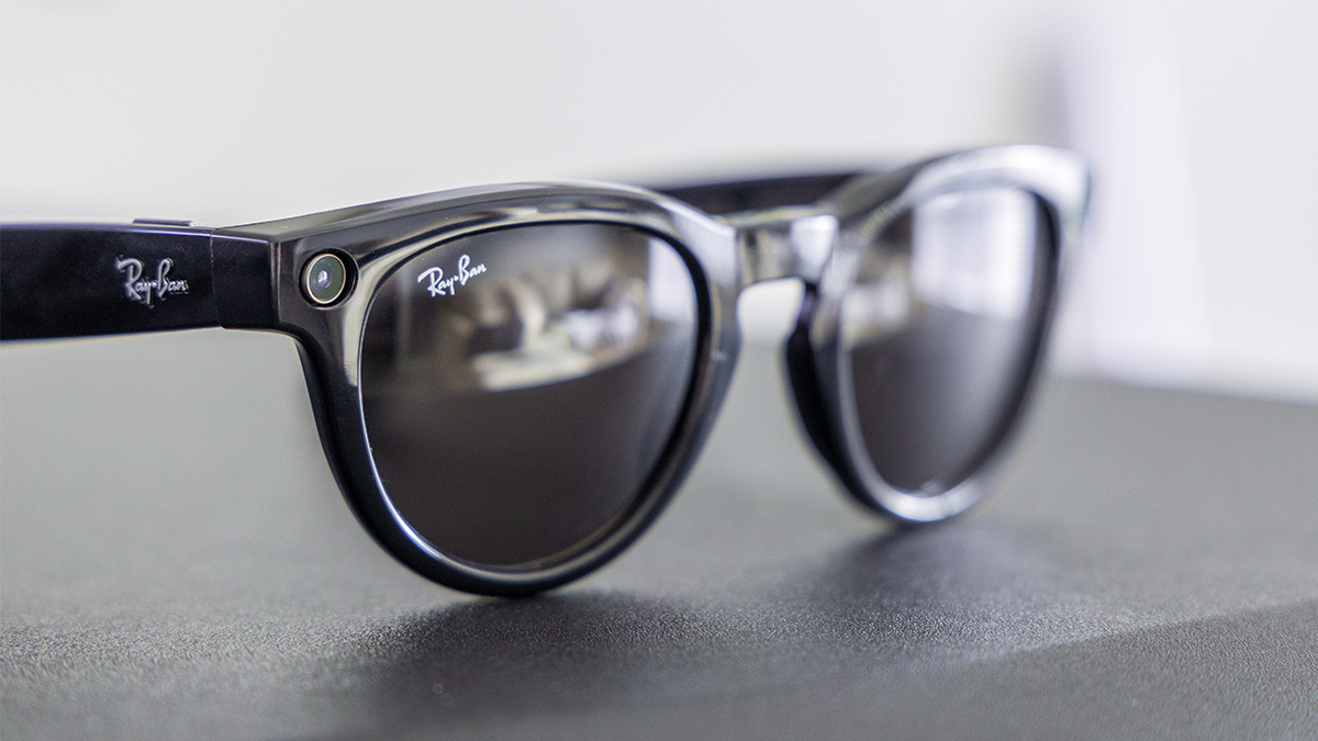 Okulary miały mu pomóc w sądzie. Skończyło się kompromitacją