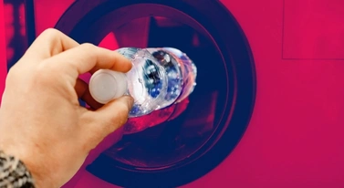 Znany sklep kombinuje na kaucji. Ma nas to przyzwyczaić