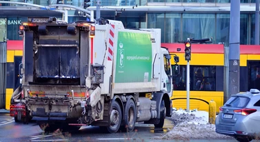 Opłaty za śmieci w górę. System kaucyjny stał się wygodną wymówką