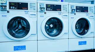 Koniec z proszkiem? Zwykłe płukanie zamiast pełnego cyklu