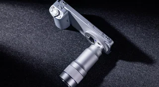 Zrobili telefon z lufą od czołgu. Miniaturyzacja po chińsku