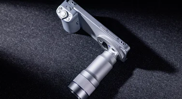 Zrobili telefon z lufą od czołgu. Miniaturyzacja po chińsku