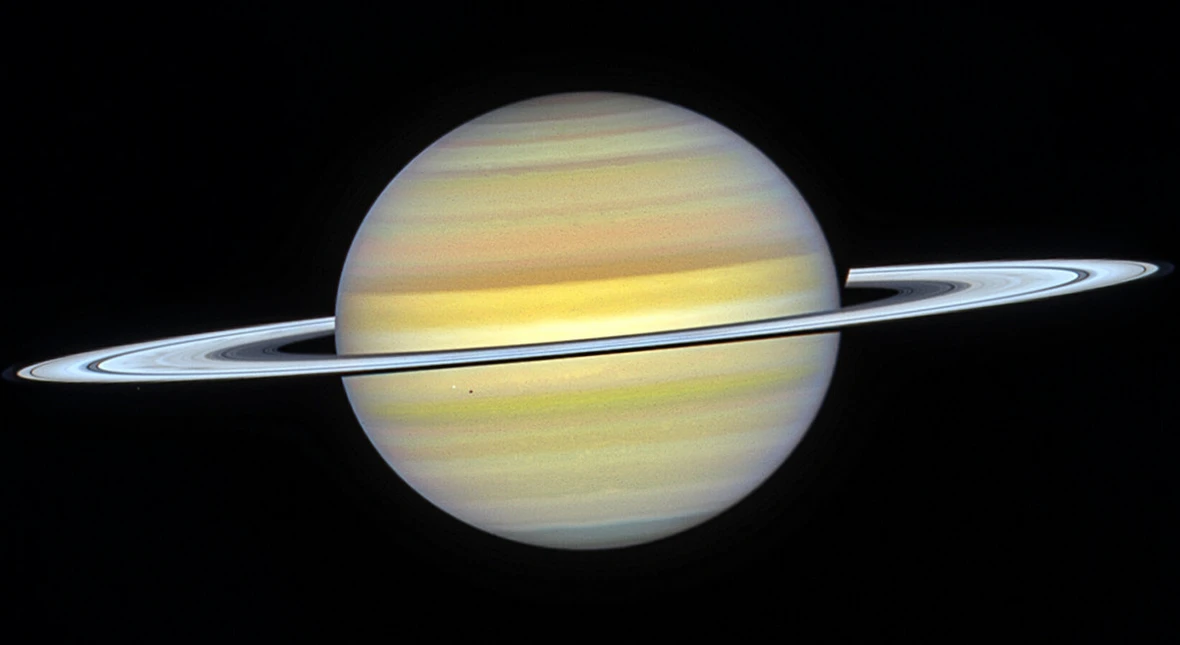 Image for Kosmiczny duet rozebrał Saturna na warstwy. Te zdjęcia przejdą do historii