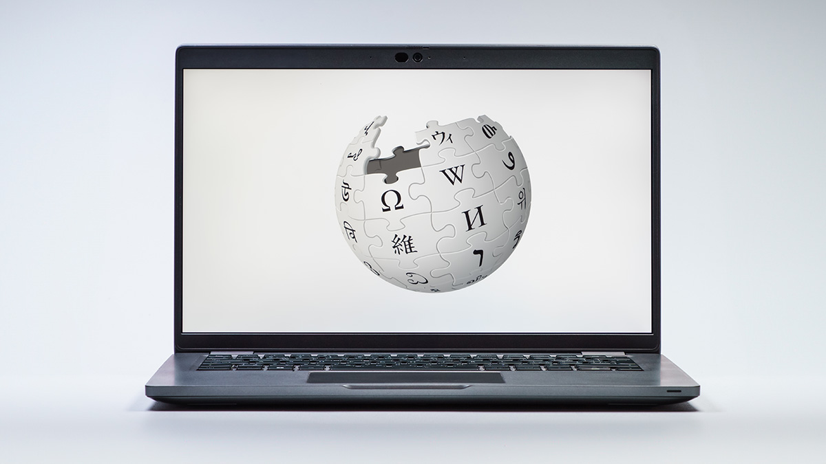 Wikipedia mówi „nie” takim tekstom. Czas wrócić do książek