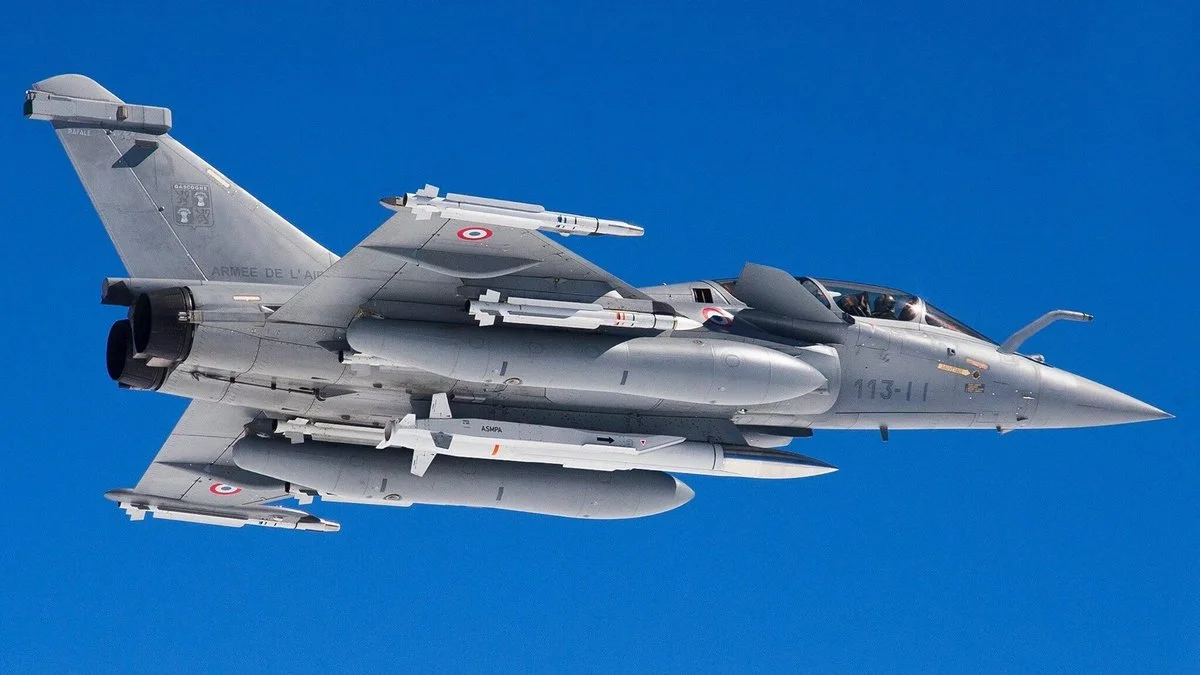 Polskie F-16 wskażą cele dla francuskich głowic jądrowych. Nowa era odstraszania nad Bałtykiem 